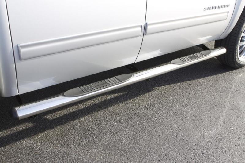 Lund 15-17 Chevy Colorado Crew Cab 4in. Oval Straight Steel Nerf Bars - Black - My Store