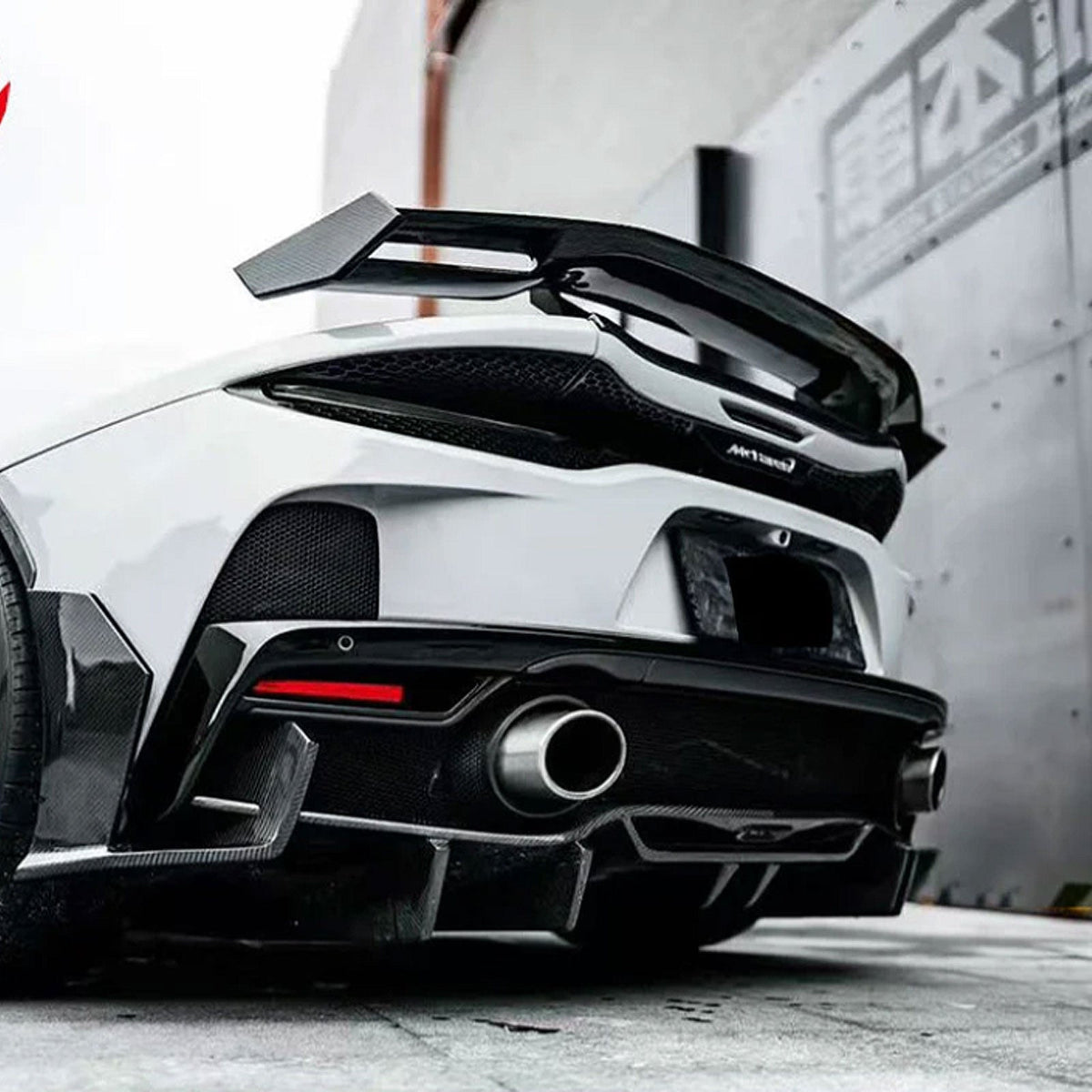 AM Style Dry Carbon Fiber Aero Kit for McLaren GT BBP ELITE