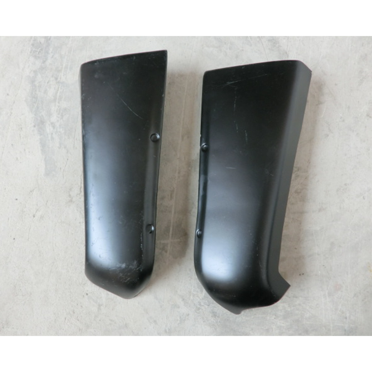 Bunny Pandem Style Glass Fiber Rear Bumper Apron 2-Piece Kit for Nissan Skyline R32 GT-R & GTS