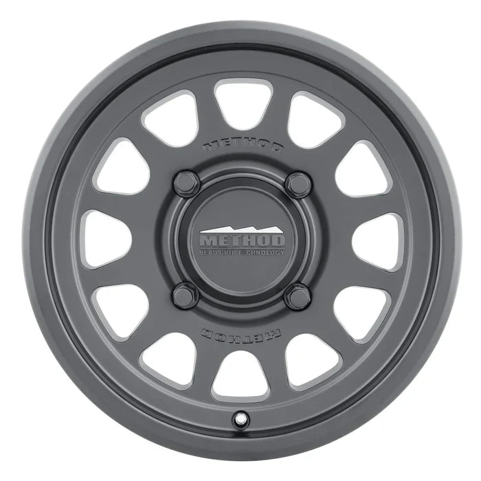 Method Mr414 Bead Grip 15x7 / 5+2/+38mm Offset / 5x4.5 / 76mm CB Graphite Wheel - Mammoth Racing -