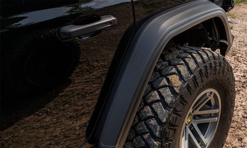 Bushwacker 18-21 Jeep Wrangler JL (2-Door & 4-Door) Flat Style Flares 4pc - Black - Mammoth Racing -