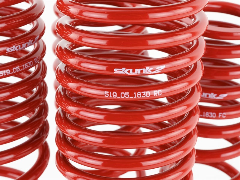 Skunk2 90-97 Honda Accord (All Models) Lowering Springs (2.00in. - 1.80in.) (Set of 4) - Mammoth Racing -