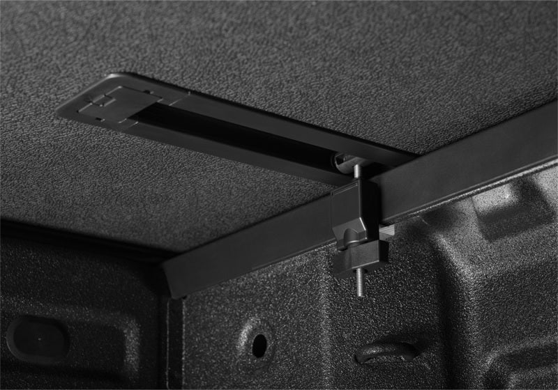Extang 2023 Chevy/GMC Canyon/Colorado (5ft. 2in. Bed) Solid Fold ALX - My Store
