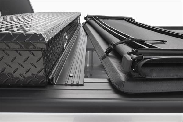 Extang 07-13 Chevy/GMC Silv/Sierra (8ft) / 14 2500hd/3500hd (w/o Track Sys) Solid Fold 2.0 Toolbox - Mammoth Racing -