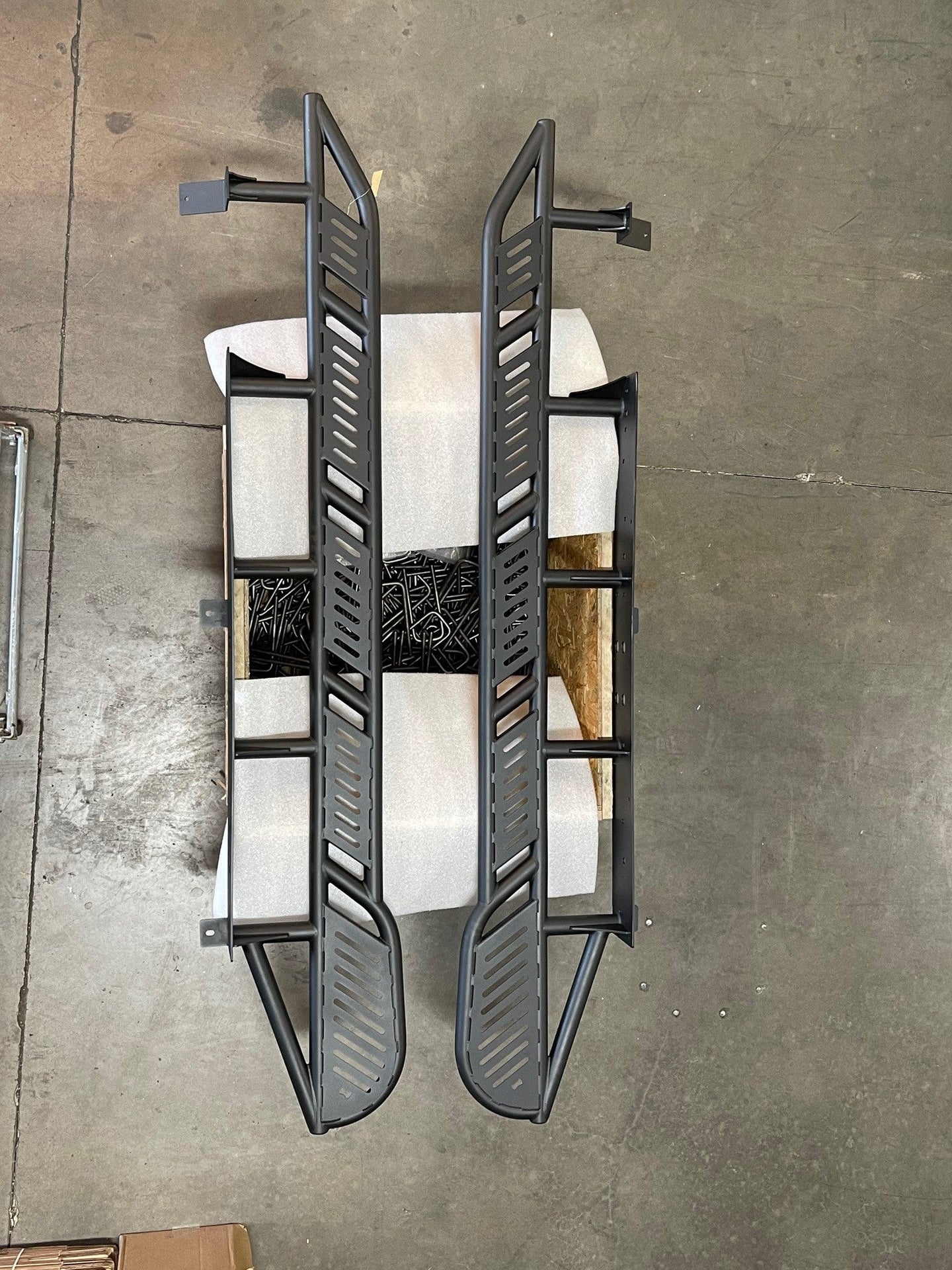 Sliders, Toyota, Tacoma Long Bed, 20 Deg, W/ TOP Plates, MIG Weld, Black, 2010-21 - My Store