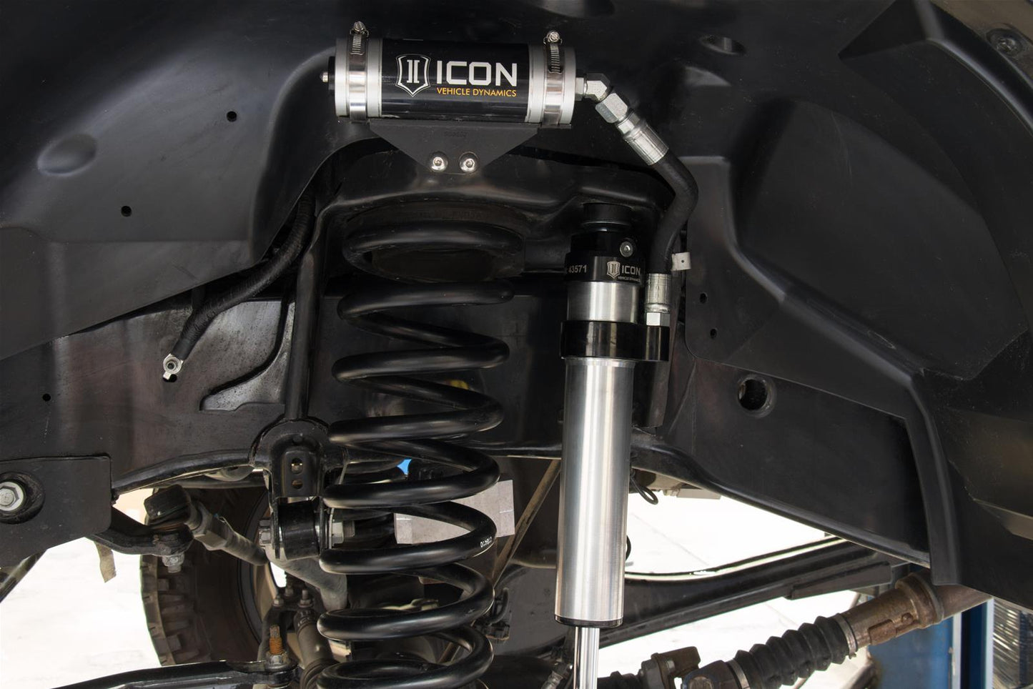 14-Up Ram 2500 4WD 2.5in Stage 2 Suspension System - Mammoth Racing -