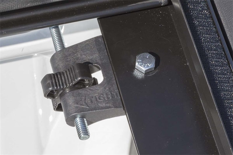 Access Vanish 05-16 Frontier Crew Cab 5ft Bed (Clamps On w/ or w/o Utili-Track) Roll-Up Cover - My Store