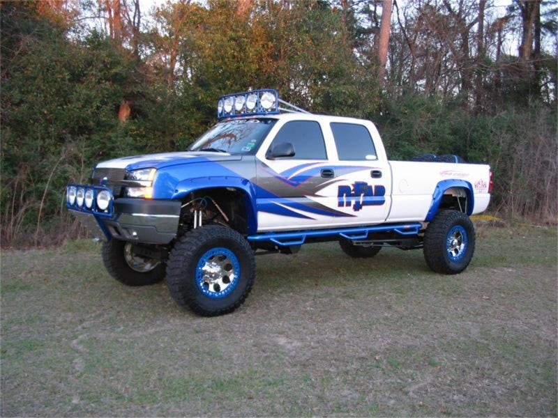 N-Fab Nerf Step 01-06 Chevy-GMC 1500/2500/3500 Crew Cab 8ft Bed - Gloss Black - Bed Access - 3in - Mammoth Racing -