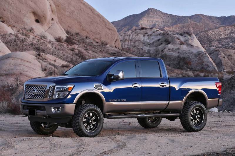 Fabtech 16-18 Nissan Titan Xd 4WD Gas 6in Perf Sys w/Dl 2.5 Resi & 2.25 - Mammoth Racing -