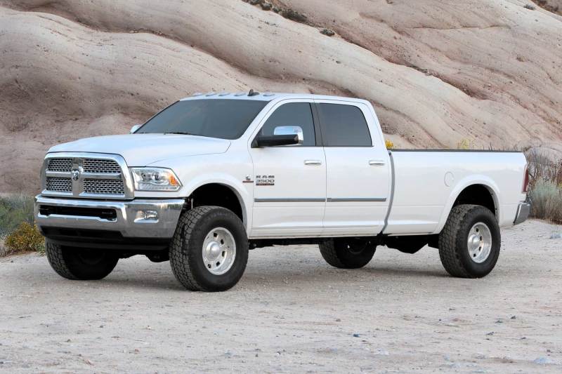 Fabtech 13-18 Ram 3500 4WD w/Factory Radius Arms 2.5in Coil Spcr Kit w/Perf Shks - Mammoth Racing -