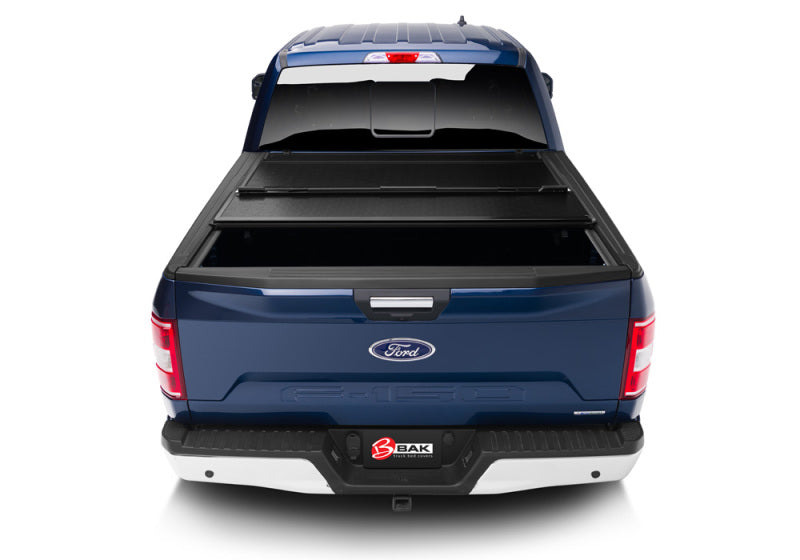 BAK 16-19 Chevrolet / Isuzu Hilux Double Cab BAKFlip G2 - Mammoth Racing -