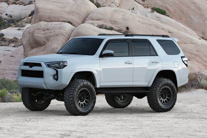 Fabtech 10-15 Toyota 4Runner 4WD 6in Perf Sys w/Dl 2.5 C/O Resi & 2.25 - Mammoth Racing -