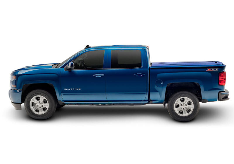 Undercover 17-18 GMC Sierra 1500 (19 Limited) 5.8ft Lux Bed Cover - Gasoline - Mammoth Racing -