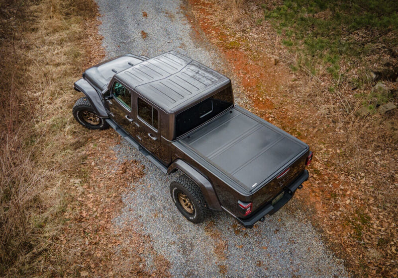UnderCover 20-21 Jeep Gladiator 5ft Armor Flex Bed Cover - Mammoth Racing -