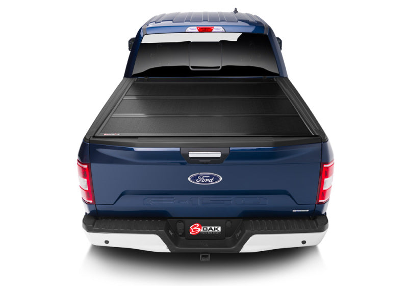 BAK 16-19 Chevrolet / Isuzu Hilux Double Cab BAKFlip G2 - Mammoth Racing -
