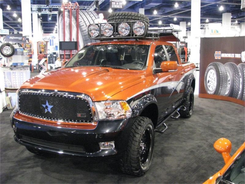 N-Fab Nerf Step 09-15.5 Dodge Ram 1500 Crew Cab 5.7ft Bed - Gloss Black - Bed Access - 3in - Mammoth Racing -