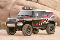 Fabtech 06-09 Toyota FJ 4WD 6in Perf Sys w/Dlss 2.5c/o Resi & Rr Dlss - Mammoth Racing -