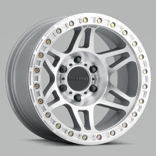 Method Mr106 Beadlock 17x9 -44mm Offset 5x5 71.5mm CB Machined/Clear Coat w/BH-H24125 Wheel