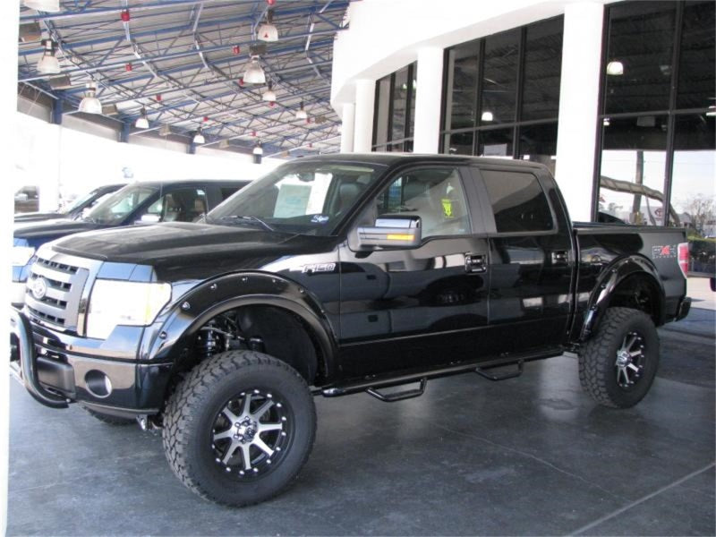 N-Fab Nerf Step 09-14 Ford F-150/Raptor/Lobo SuperCrew 5.5ft Bed - Gloss Black - W2W - 3in - Mammoth Racing -