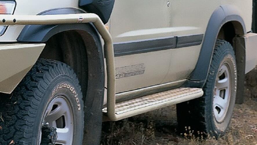 ARB Deluxe Side Step Section Gu Lwb To 2004 - Mammoth Racing -