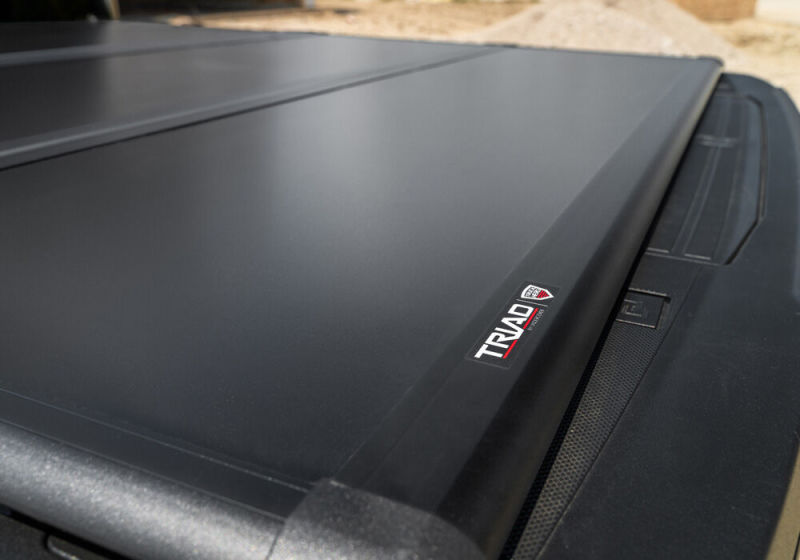 UnderCover 04-21 Ford F-150 5.5ft Triad Bed Cover - Mammoth Racing -