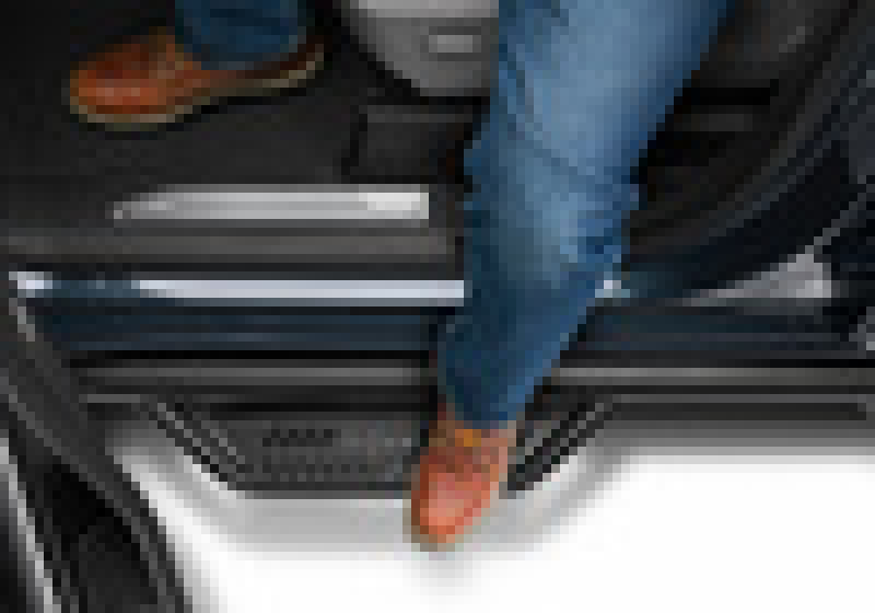 N-Fab Podium LG 2019 Chevy/GMC 1500 Crew Cab - Cab Length - Tex. Black - 3in - Mammoth Racing -
