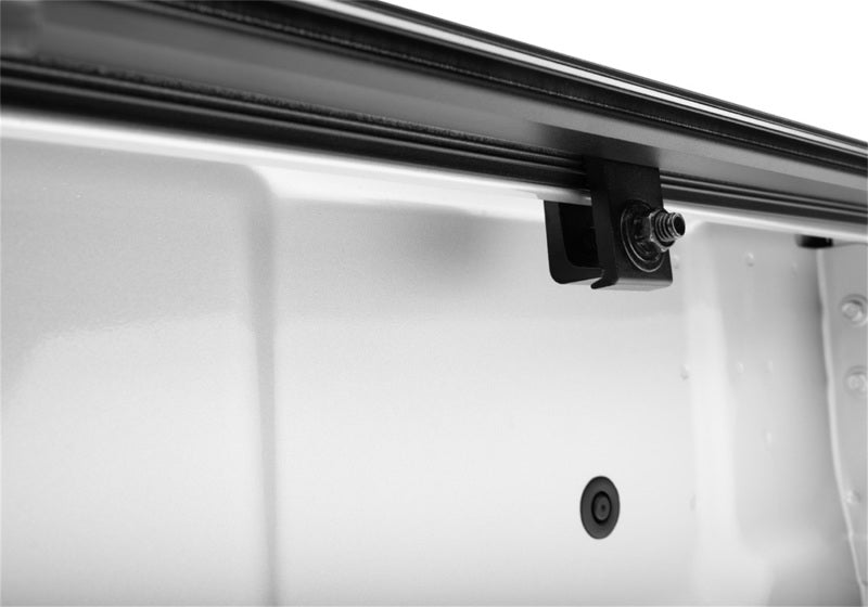 BAK 2022 Nissan Frontier 6ft Bed BAKFlip G2 - Mammoth Racing -