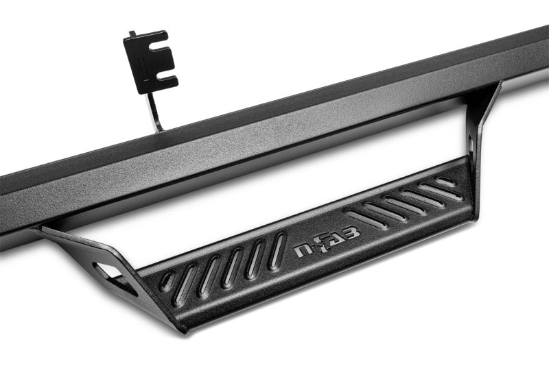 N-Fab 2022 Nissan Frontier CC (All Beds) Predator PRO Step System - Cab Length - Tex. Black - Mammoth Racing -