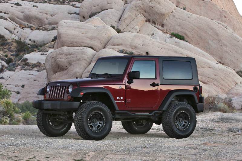 Fabtech 07-18 Jeep JK 2-Door 3in Trail Ii w/Dlss Shks - Mammoth Racing -