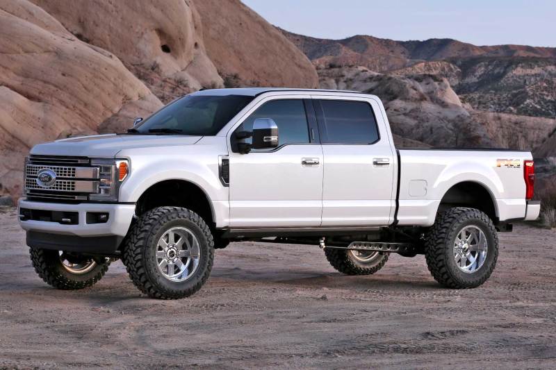 Fabtech 17-21 Ford F250/f350 4WD Gas 6in Basic Sys w/Perf Shks - Mammoth Racing -