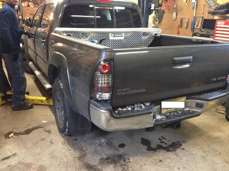 Spyder Toyota Tacoma 05-15 LED Tail Lights Black ALT-YD-TT05-LED-BK - Mammoth Racing -