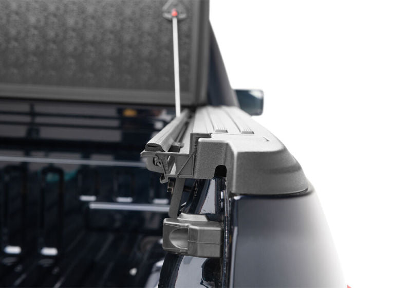 UnderCover 2021+ Ford F-150 Crew Cab 5.5ft Armor Flex Bed Cover Cover - Mammoth Racing -