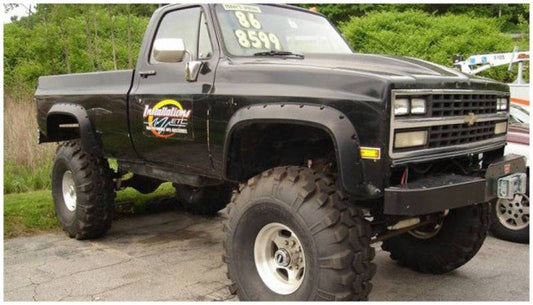Bushwacker 81-91 Chevy Blazer Cutout Style Flares 2pc - Black - Mammoth Racing -