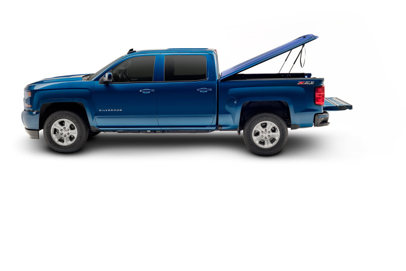 UnderCover 16-18 GMC Sierra 1500 (19 Limited) 5.8ft Lux Bed Cover - Abalone White - Mammoth Racing -