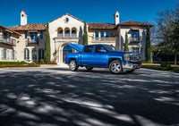 UnderCover 16-18 Chevy Silverado 1500 (19 Legacy) 5.8ft Elite LX Bed Cover - Pull Me Over Red - Mammoth Racing -