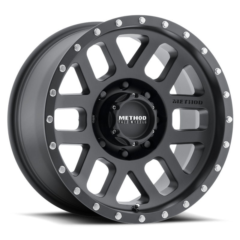Method Mr306 Mesh 18x9 -12mm Offset 8x6.5 130.81mm CB Matte Black Wheel - Mammoth Racing -