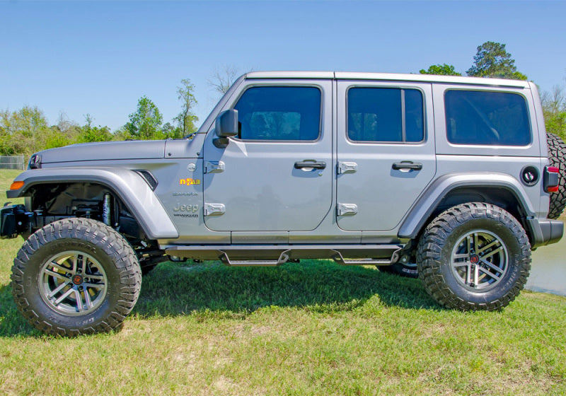 N-Fab Predator Pro Step System 2018 Jeep Wrangler JL 4 Door SUV - Tex. Black - Mammoth Racing -