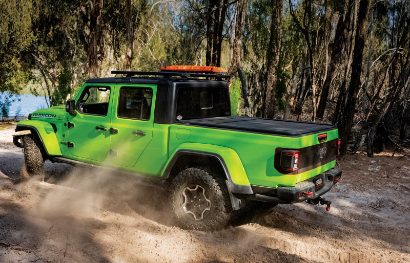 EGR 20-23 Jeep Gladiator Sport Overland Rubicon Sport S Retractable Bed Cover - Mammoth Racing -