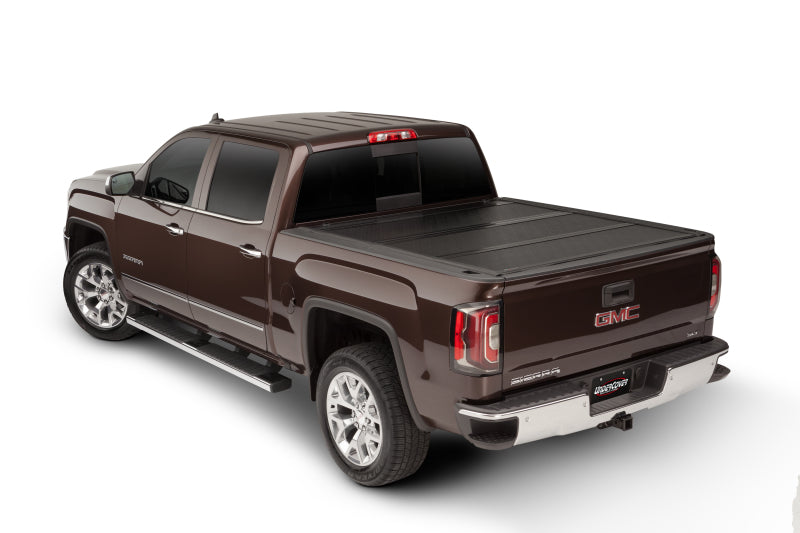 UnderCover 04-06 GMC Sierra 1500 5.8ft Flex Bed Cover - Mammoth Racing -