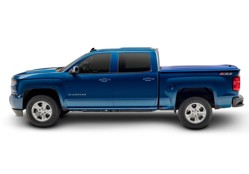 Undercover 2018 GMC Sierra 1500 (19 Limited) 5.8ft Lux Bed Cover - Glory Red - Mammoth Racing -