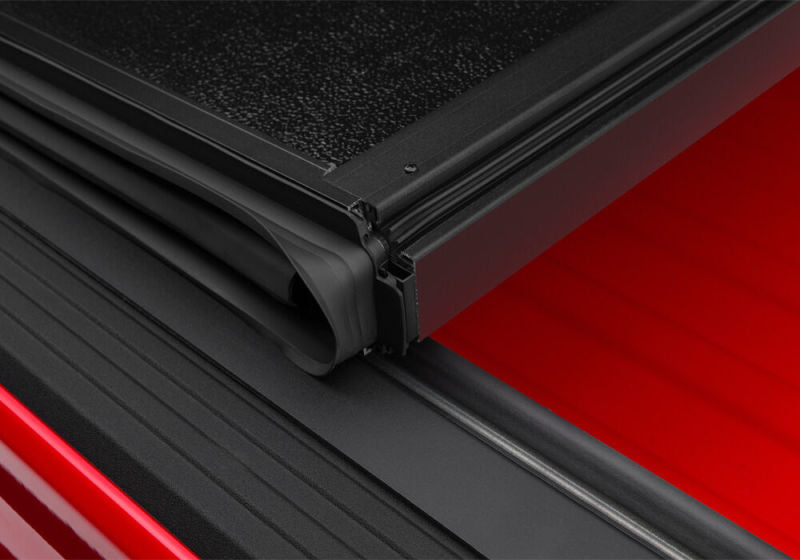 UnderCover 2020 Jeep Gladiator 5ft Flex Bed Cover - Mammoth Racing -
