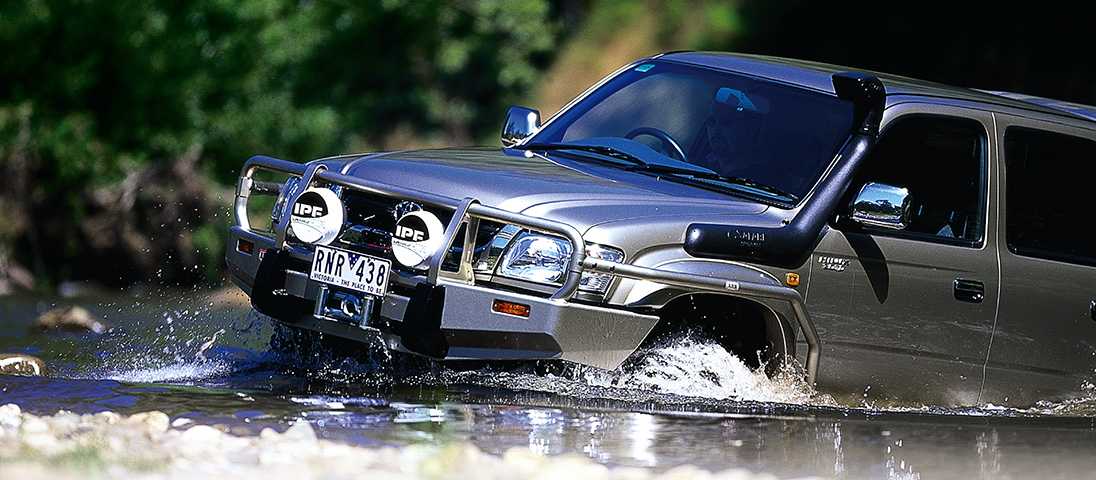 ARB Combar Hilux02-05 Srs No Flr - Mammoth Racing -