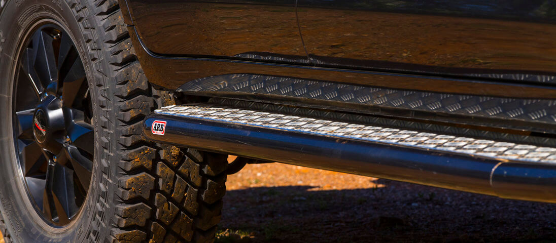 ARB Deluxe Side Step Section 200 Ser 2007 To 9/15 - Mammoth Racing -
