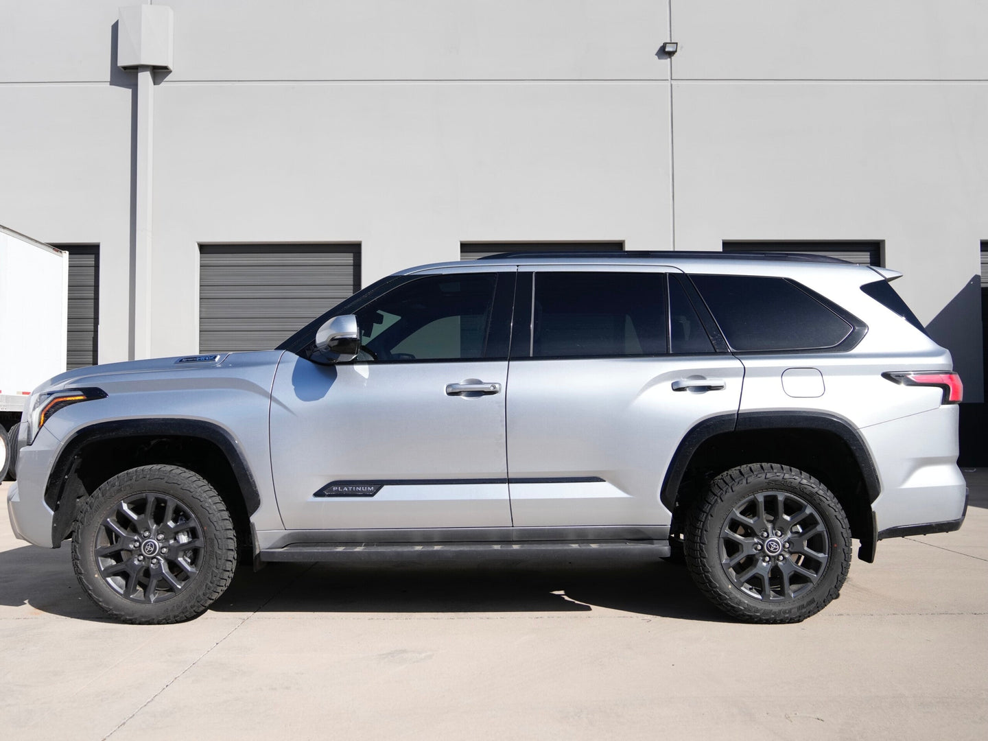 Lift Kits, Toyota Sequoia, Black Hitachi Shocks, RAW - My Store