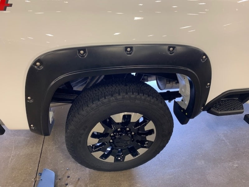EGR 20-23 Chevrolet Silverado 2500Hd/3500Hd Traditional Bolt-On Look Fender Flares Set Of 4 - Mammoth Racing -
