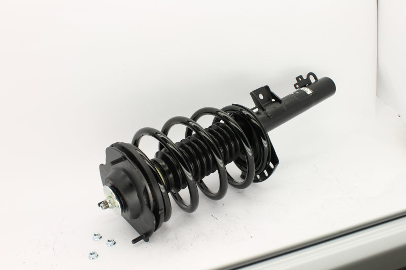 KYB Shocks & Struts Strut Plus Front FORD Taurus 1996-99 MERCURY Sable 1996-99 - Mammoth Racing -