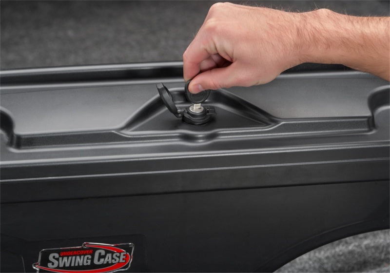 UnderCover 16-17 Toyota HiLux Drivers Side Swing Case - Black Smooth - Mammoth Racing -