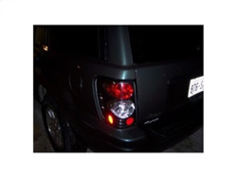 Spyder Jeep Grand Cherokee 99-04 Euro Style Tail Lights Black ALT-YD-JGC99-BK - Mammoth Racing -