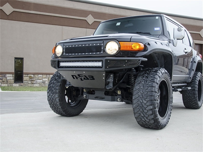 N-Fab M-RDS Front Bumper 06-17 Toyota FJ Cruiser - Tex. Black w/Silver Skid Plate - Mammoth Racing -