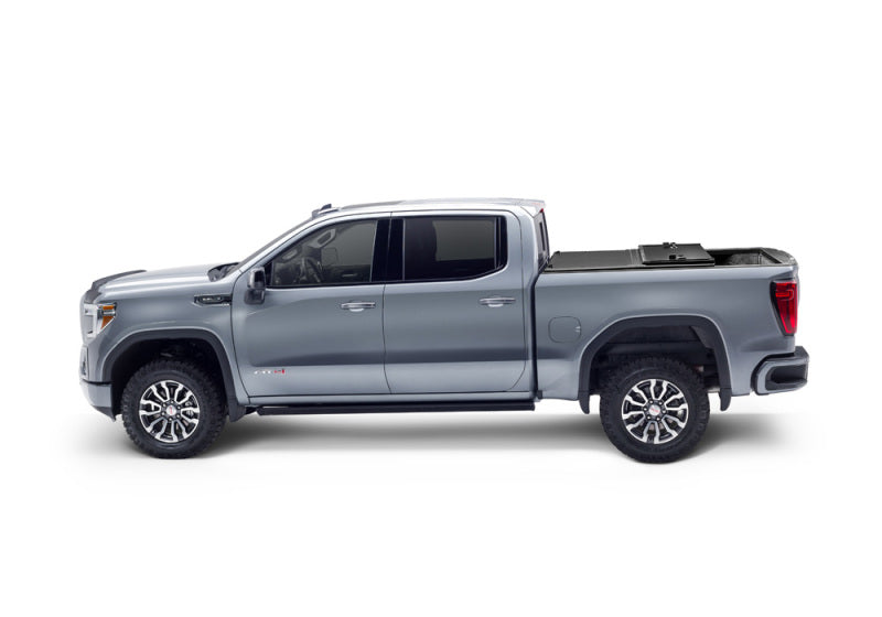 UnderCover 16-21 Toyota Tacoma Reg/Ext Cab 6ft Triad Bed Cover - Mammoth Racing -